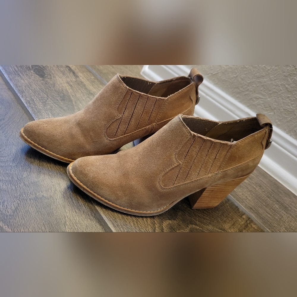 CHINESE LAUNDRY SONOMA SUEDE ANKLE BOOTS - MINK /size 8.5 - Picture 6 of 10